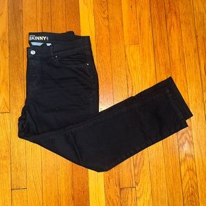 NWOT New York and Company size 12 black low rise skinny jean